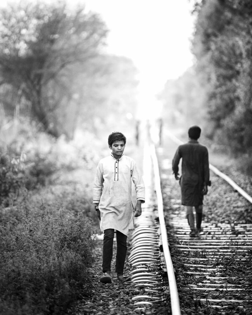 JabbarJamil's tweet photo. #wearethestreet #jabbarjamil #streetphotography #magnumphotos #etribune #apfmagazine #everybodystreet #fromstreetswithlove #lensculturestreets #Street_perfection #thismystreet #storyofthestreet #burnmagazine #photojournalist #SPIcollective #documentary #indiapictures #aspfea… https://t.co/j1LnHkUHw9