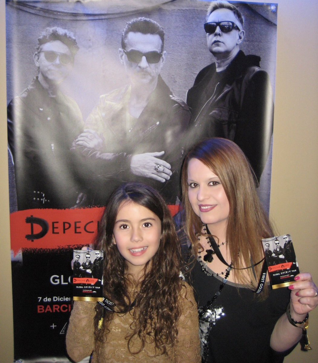 En mi familia somos Devotees, fans de Depeche Mode… aún no me lo puedo creer, Andy Fletcher 💔<a href="/JMporKiraLopez/">José Manuel López Viñuela - Padre de Kira López</a>