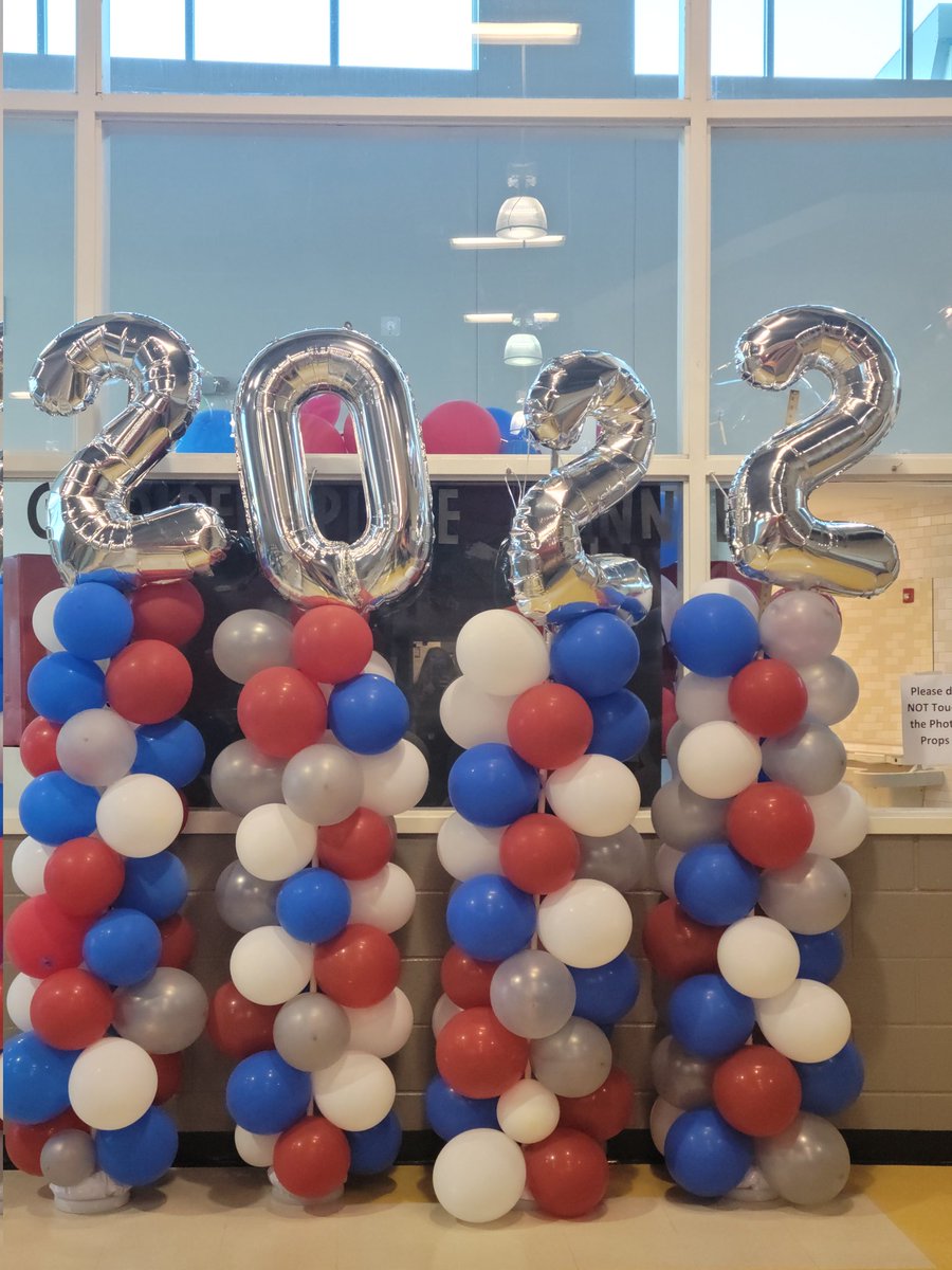 shellcroff's tweet photo. And just like that,  another year closes. Thank you to our parents, staff and students for a great year! @PtaEagles #OurFES 🦅 https://t.co/JCOVAq9oWl