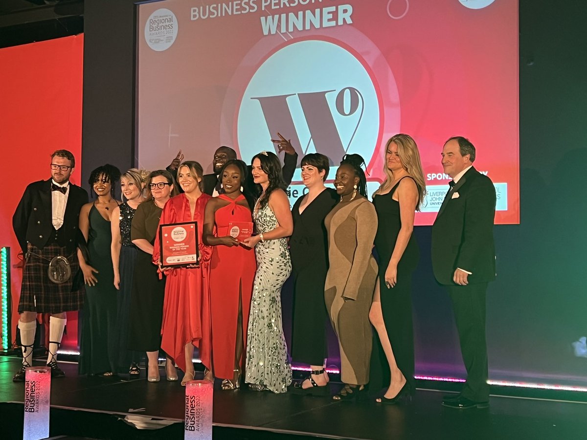 Here’s the team from <a href="/TheWomensOrg/">The Women's Organisation</a> accepting on behalf of Maggie, who couldn’t be here tonight #echobizawards