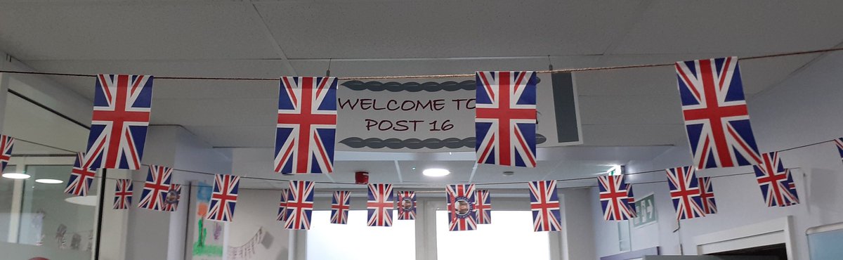 kingsleyhigh's tweet photo. All prepared for some parties tomorrow... https://t.co/bHtYfSxo0a
