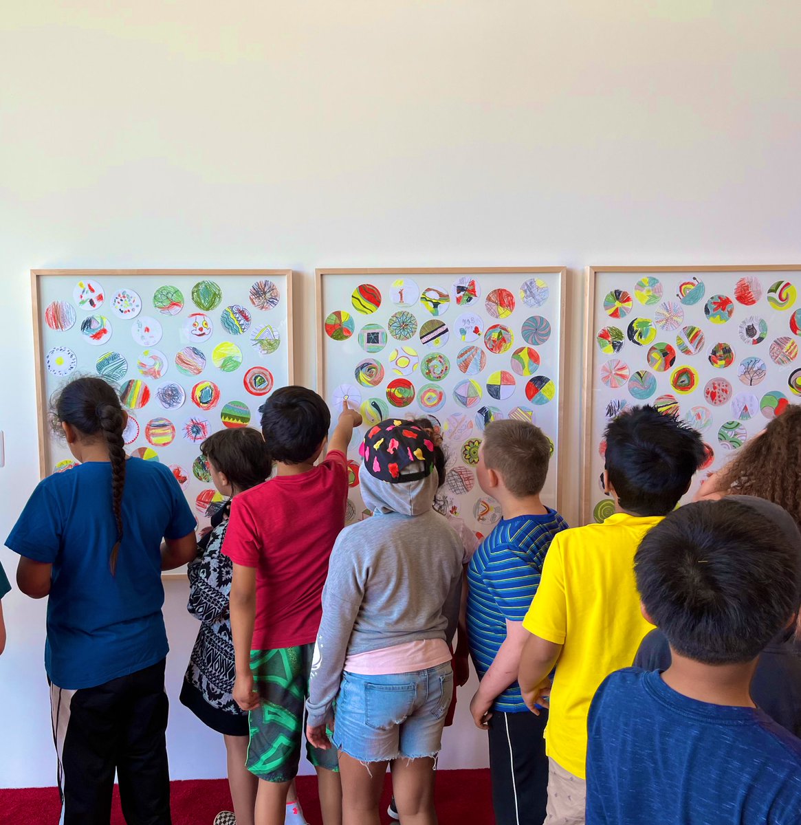 TheJeremyRigby's tweet photo. The students were so excited to see their art hanging in the @RemaiModern. Amazing experience! #spslearns #artforlife @StoonPubSchools @WCS_Saskatoon #authentictasks https://t.co/lyVeySCJ02