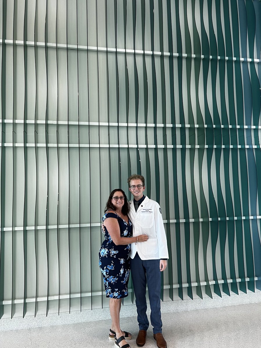 tabethasullens's tweet photo. Congrats go out to Wesley Cunningham, Webb class of 2018. I am so proud of you. Love you and miss you. 💞👏🏻#whitecoat ⁦@thewebbschool⁩ https://t.co/m2dlSESqRW