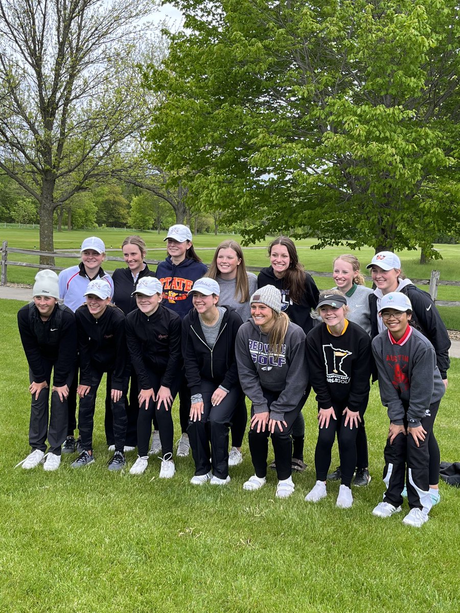 AHSGirlsGolf5's tweet photo. Ailani was honored as not only a Top 6 medalist at the conference meet, but also as an All conference selection! Not bad for a 7th grader https://t.co/cZ4Rx6a80o
