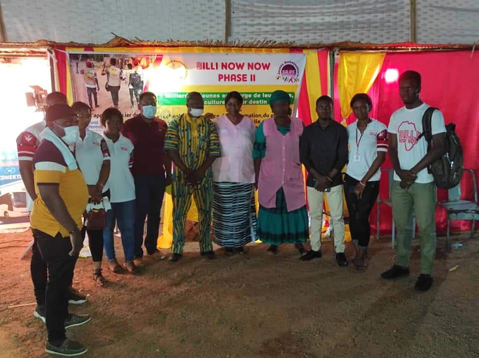 bnn_ya's tweet photo. #FESTIVAL_DE_LA_JEUNESSE
Quelques images de la participation de #BilliNOWNOW au Festival de la Jeunesse du 29 au 30 Mai 2021.
Les services en santé sexuelle et reproductive ont été mis à disposition afin que le maximum de jeunes puisse en bénéficier.
#BNNII #BILLINOWNOWII https://t.co/s48r4K58hd