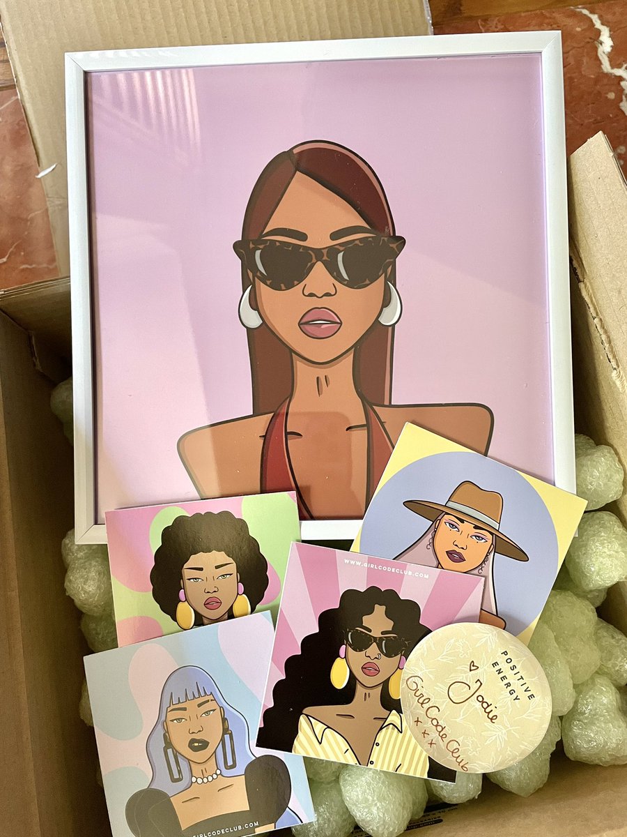 such a lovely surprise from <a href="/GirlCodeClubNFT/">Girl Code Club | MINTING NOW</a> over the weekend 💓my very own nft, framed and ready for display—thank you <a href="/jodiestienstra/">Jodie 🧚‍♀️</a> for such a thoughtful gift for holders 🥰