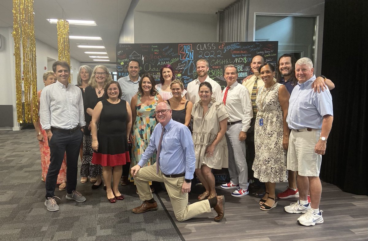 DevelopPDS's tweet photo. The most amazing #PDSchargers faculty &amp; staff! #PD2022 https://t.co/YQJpZ2IQvb