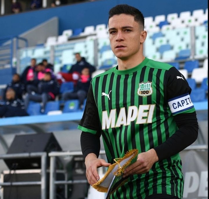 sessuolo's tweet photo. Tutto pronto al mapei stadium per Sessuolo-Lazie 💪💚🖤 https://t.co/NFMvzPtX32