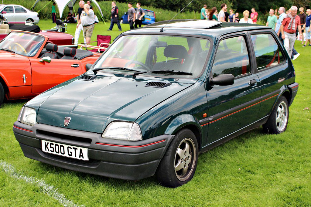 DSLINDSAY's tweet photo. @RhinoFive @paperboy_77 @davewilson1986 My driving test was in one of these…… https://t.co/p8RKtTHXg9