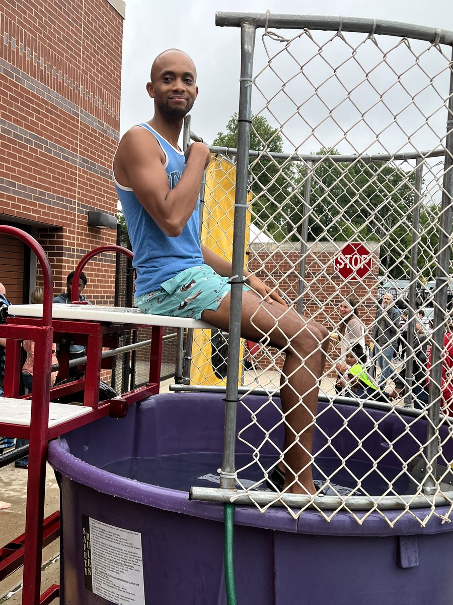 Kudos <a href="/BPSPTA/">BelPreStrathmore PTA</a>  on organizing a phenomenal block party!  From face painting to raffles and popcorn-- fun for all. Students loved the Dunk Tank-- thank you Mrs. Rosso, Mr. Martin, and Mr. Mason for being great sports! #twoschoolsonecommunity