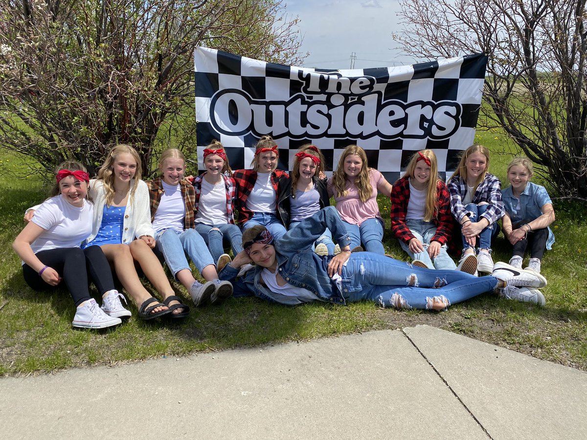 EGFAdamsApples's tweet photo. @se4realhinton my kids would love for you to see our Outsiders Day in 7th grade!!! https://t.co/w2KkwoiUKr