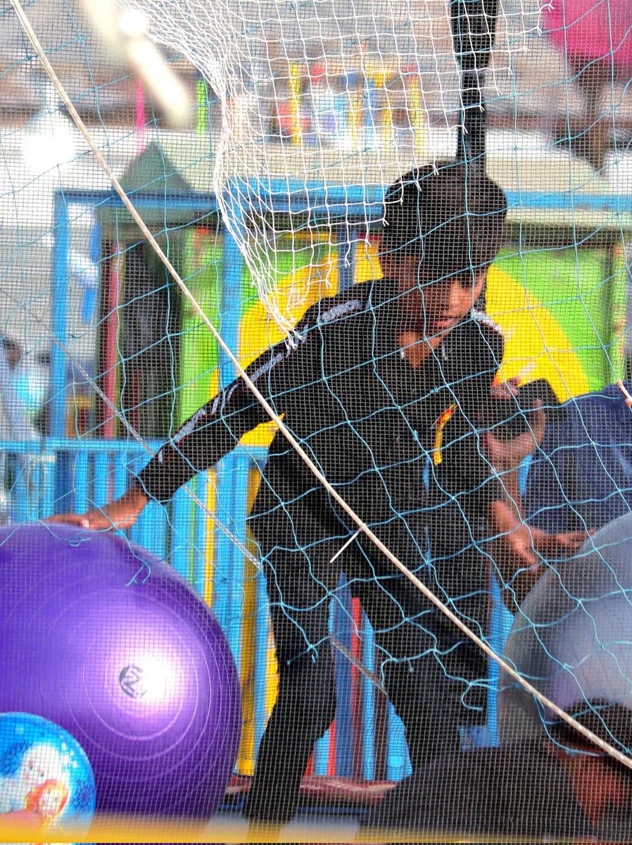 235Photophile's tweet photo. Funfair.
.
.
#streetphotography
#streetphoto
#funfair
#funfairphotography
#child
#childphotography
#suratcity
#eveningtime https://t.co/dynhYclPiX