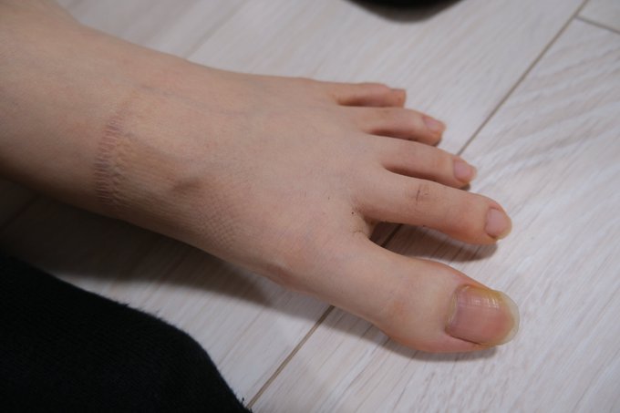 一日終わりの足...めっちゃ汚い🙃🙃  #足フェチ #脚フェチ #足裏 #足指 #恋足 #toes #feetfethish https://t.co/rkyPmVKdfO<a href="/tag/%E8%B6%B3%E3%83%95%E3%82%A7%E3%83%81"class="tags">#足フェチ</a><a href="/tag/%E8%84%9A%E3%83%95%E3%82%A7%E3%83%81"class="tags">#脚フェチ</a><a href="/tag/%E8%B6%B3%E8%A3%8F"class="tags">#足裏</a><a href="/tag/%E8%B6%B3%E6%8C%87"class="tags">#足指</a><a href="/tag/%E6%81%8B%E8%B6%B3"class="tags">#恋足</a><a href="/tag/toes"class="tags">#toes</a><a href="/tag/feetfethish"class="tags"><span>#feetfethish</span></a>