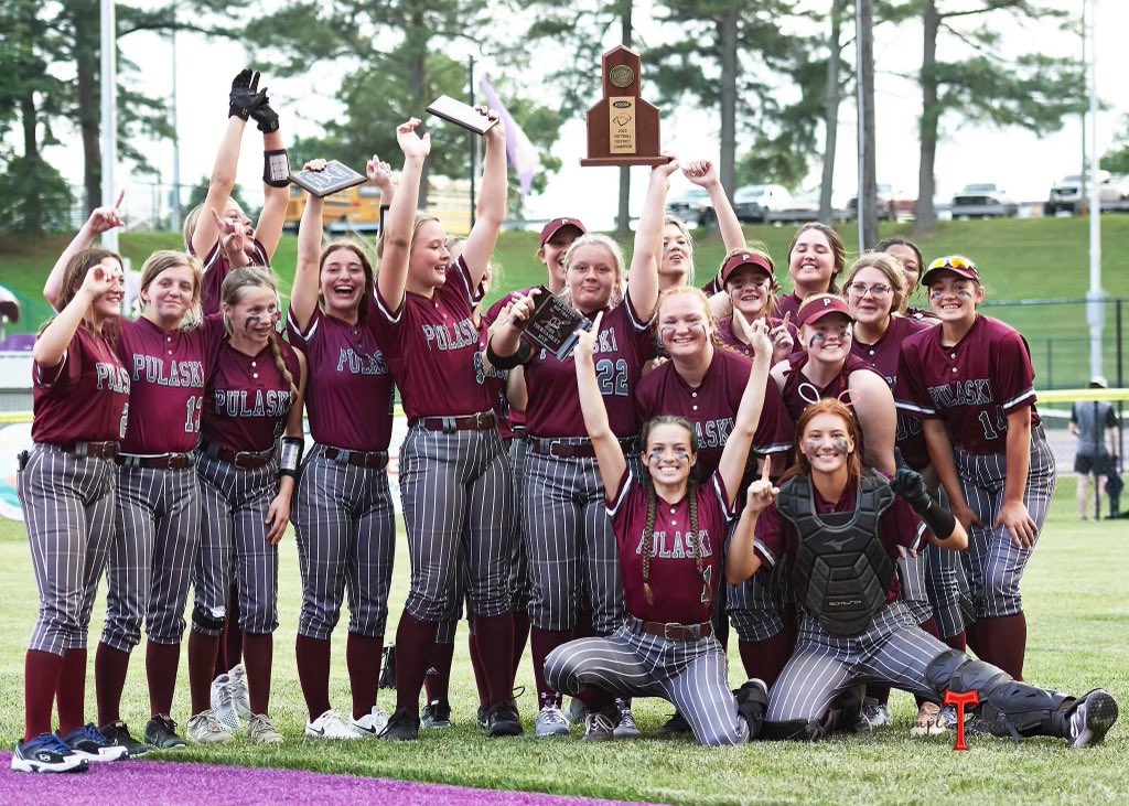 Some great Photos from our a District Championship!! Very proud of Avery and this group of girls!! We’ll deserved!! 🥎💪🏽@mojo_knight <a href="/Avedavis01/">Avery Davis</a> @PulaskiSoftbal <a href="/JessieBegley2/">Jessie Begley</a> <a href="/BrookieT_99/">Brooklyn Thomas</a> <a href="/ChloeACarroll26/">Chloe Carroll</a> <a href="/goodin_emily/">Emily Goodin</a> <a href="/LegacyLegendsS1/">Legacy & Legends Softball</a> <a href="/shelbi_sellers/">Shelbi Sellers</a>