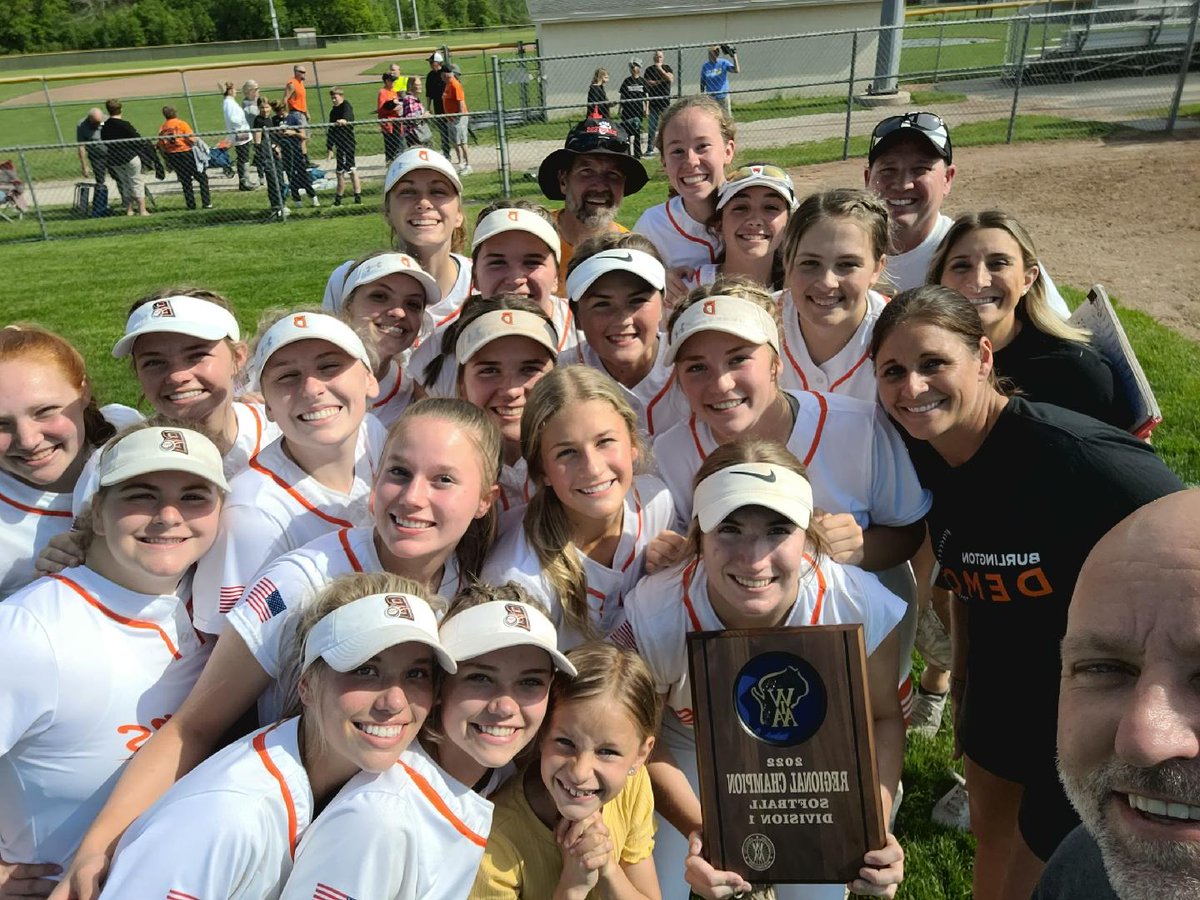 BHSDemonsSB's tweet photo. Regional Champs! #TeamGame #NotDoneYet #Demons #seniors https://t.co/gGVBwN6QxF