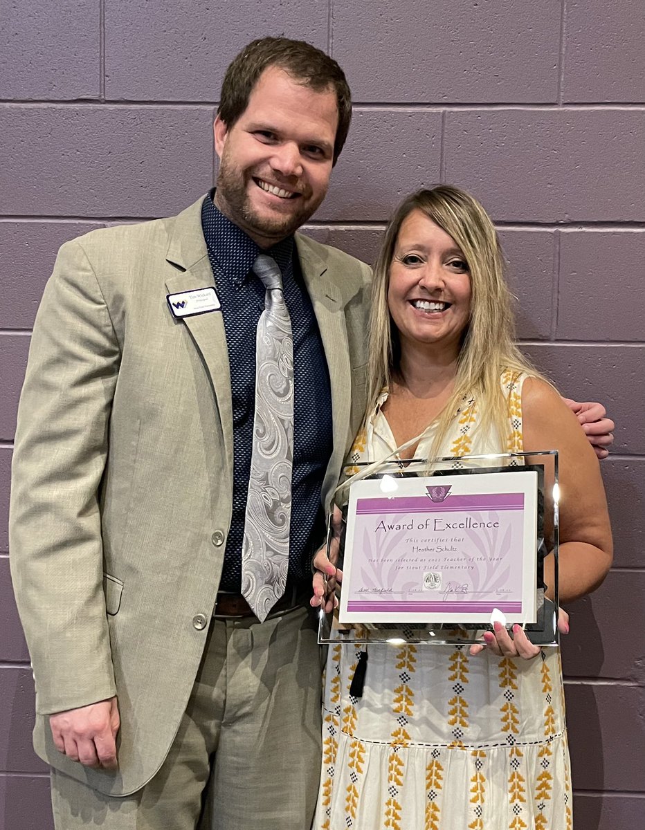 Mrs. Stepusin tweet media