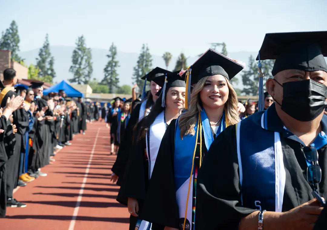 sbvalleycollege's tweet photo. Snapshots from yesterday's Commencement where the class of 2020, 2021 and 2022 walked the stage. Congratulations, graduates! You did it! 🎓 https://t.co/4vN9zZKcII