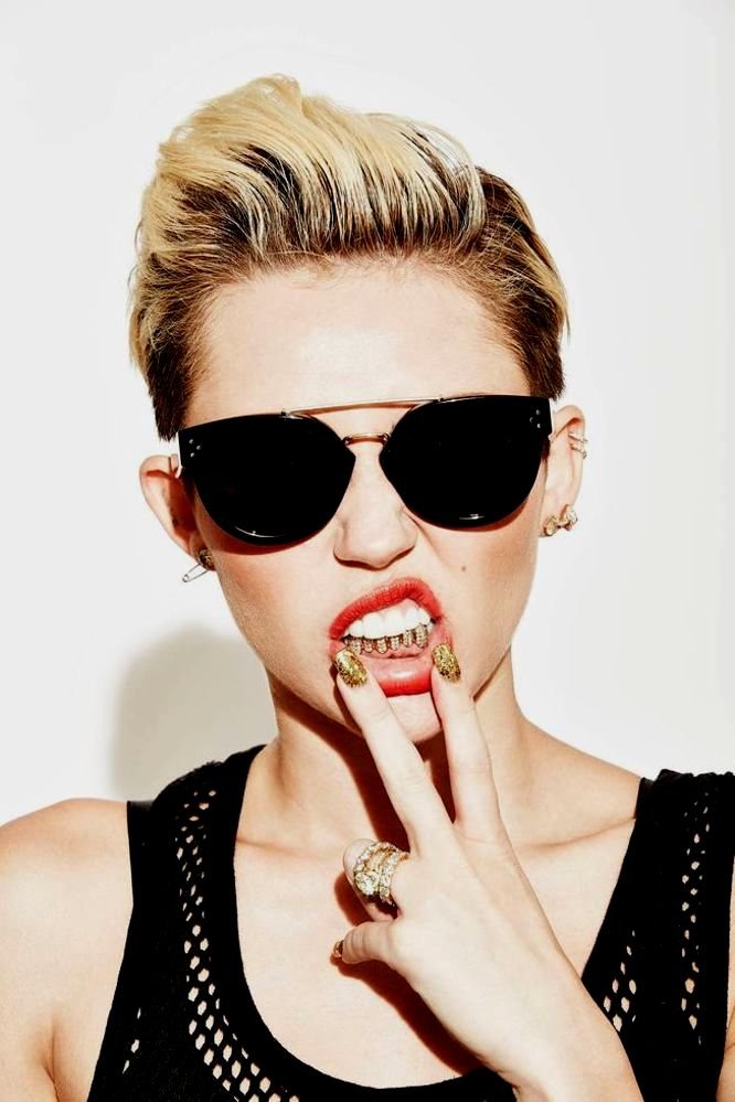 ARCHIVEFORMILEY's tweet photo. https://t.co/xSpbfVQkqh