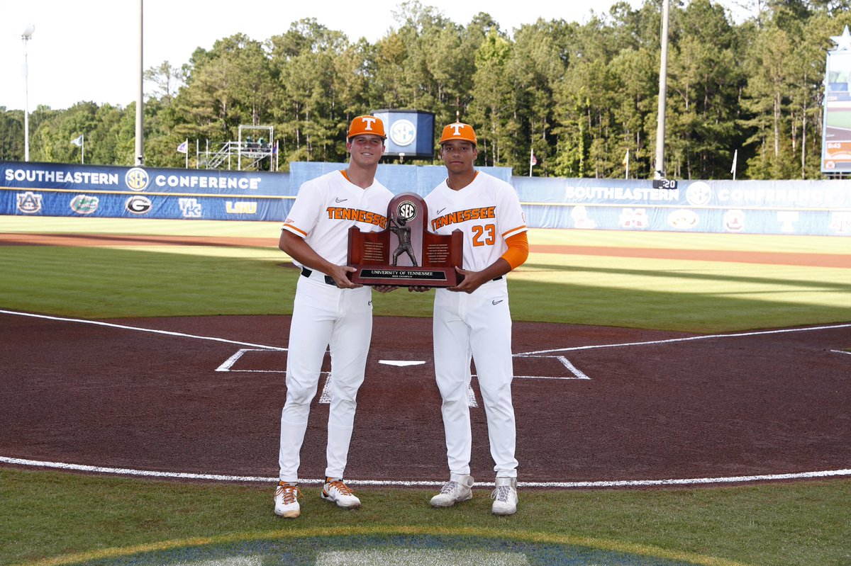 Vol_Baseball's tweet photo. Claiming our hardware real quick…

SEC REGULAR SEASON CHAMPS! https://t.co/5uNiHfHCOQ