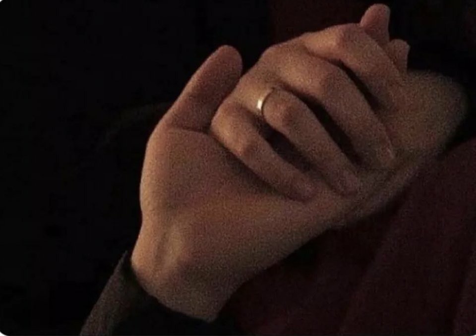 Tudo começou com uma simples
mensagem e hoje você é tudo pra
mim