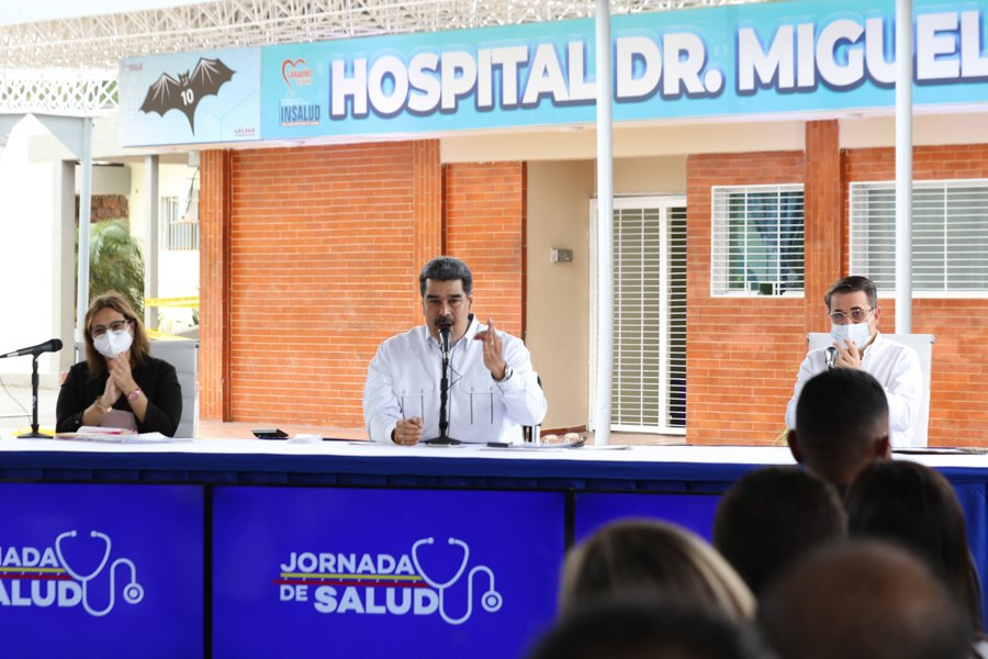 ViceVenezuela's tweet photo. #AsíLoDijo || Pdte. @NicolasMaduro: Vamos hacerle frente a las mafias en los hospitales, ya hay un grupo de personas detenidas por esto. 

#26May
#MiClapProductivo https://t.co/aZSbRpTbZG