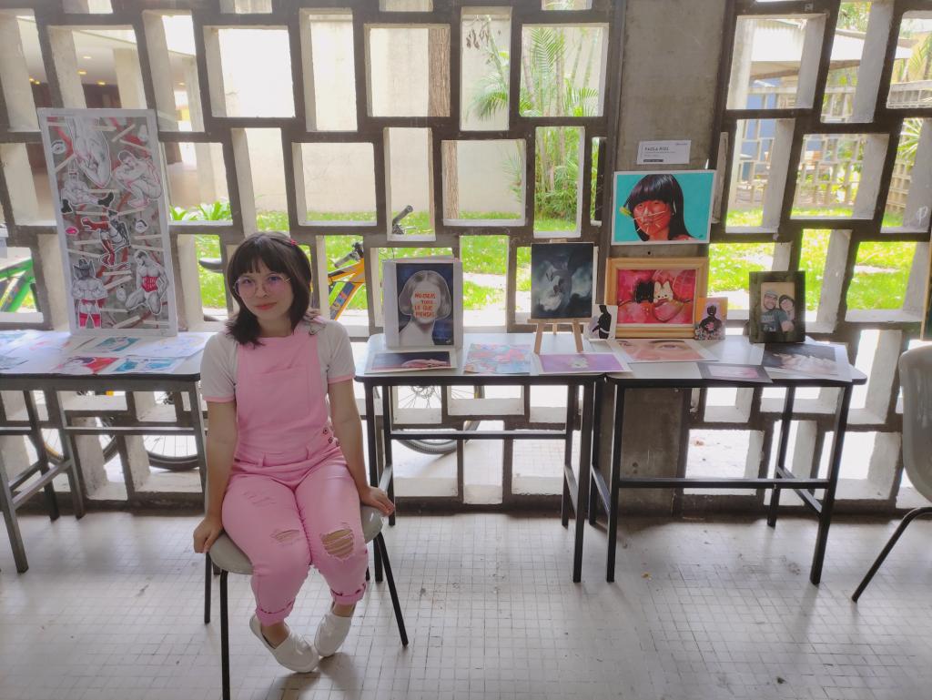 cursofairypao's tweet photo. Más de la exposición plástica que tuvimos en nuestra UCV 🎨 ¡Muchas gracias por la invitación! Fue una experiencia maravillosa 💞
#artis #artoftheday #artwork #art #ilustration #aesthetic #artistscommunity #ucvista #exposition #eyedrawing #ucv #venezuela https://t.co/NgkaLkGOX6