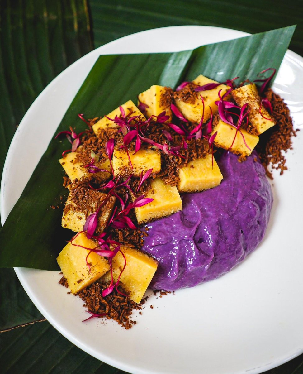Homestead_Chi's tweet image. Dinner is not complete without dessert! Try the Bibingka (Coconut Rice Cake), which features ube-banana pudding, coconut and dark chocolate. #HomesteadOnTheRoof