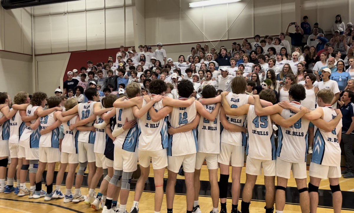 SLUHAthletics's tweet photo. The 2022 Missouri Boys Volleyball Class 4 Champions!
Congrats to Coach Cheak, the team and the coaching staff!
#AMDG #SLUHAthletics #GetToBetter https://t.co/n6MovDKGWh