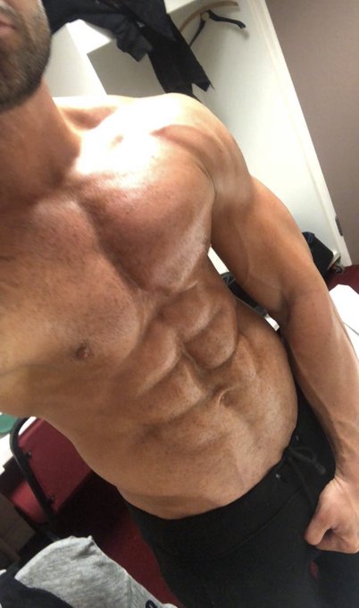 Back on stage getting naked from tomorrow&hellip; click beneath for BTS  https://t.co/HscRjraObX https://t.