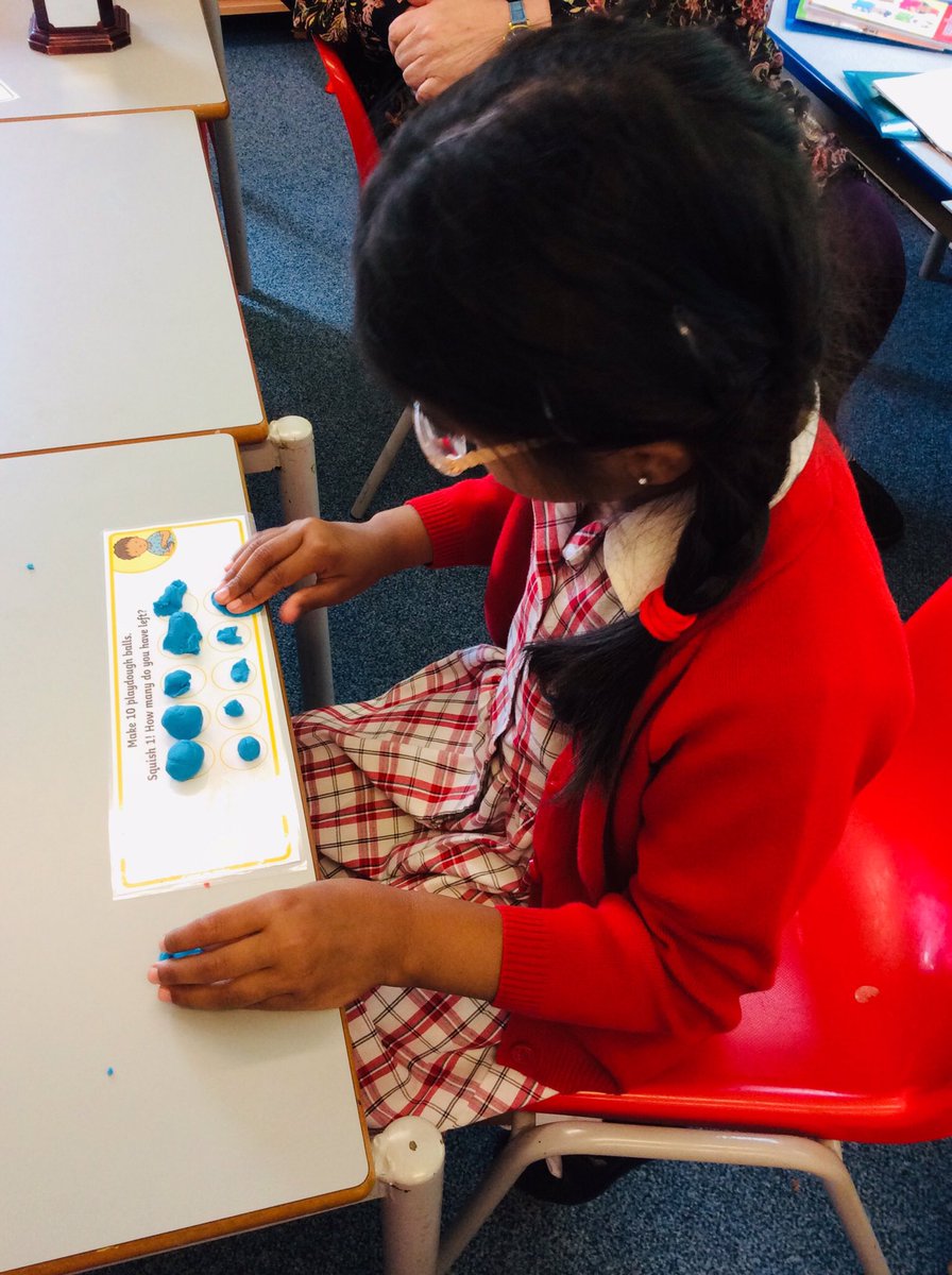 PipersPrePrep's tweet image. #PipersReception were having fun practising their subtraction skills with some squishy play dough number sentences! #PipersPrePrep