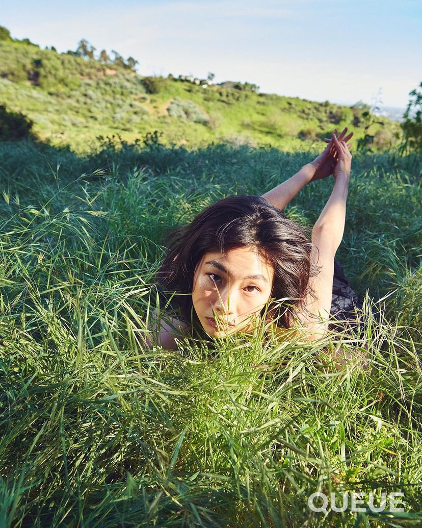art8amby's tweet photo. #editorial with #hoyeonjung, #haesoopark, and #leejungjae by #ryanmcginley in #netflixqueue Issue 8 #art8amby #art8ambygram #art8ambynews #art8ambyeditorial https://t.co/DRRBQlT3Ar