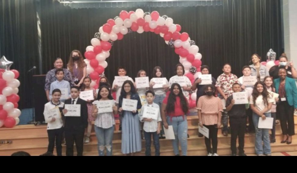 MrsVGarza_SE's tweet photo. My 5th year at @5th_SETigers & I'm so proud of these babies! Yes,they will always be my babies.They grew so much i math. I'm so happy to work for an amazing team/village that helped! #SheldonStrong @jadavison1 @CantuLuzdivina @mvillarreal2019 https://t.co/uCWD7JI3wQ