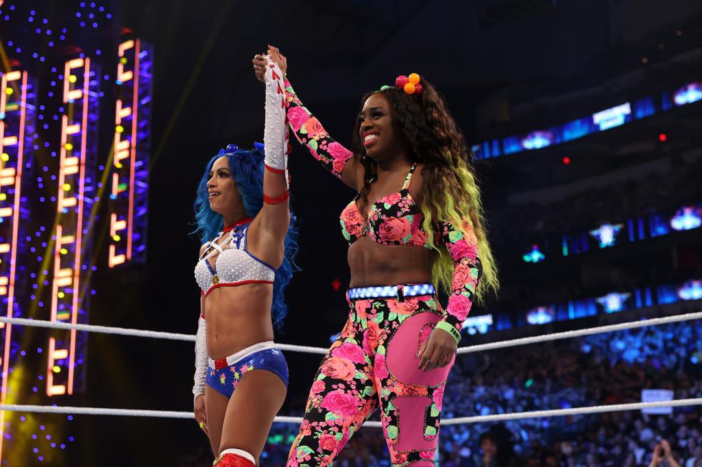 AjBlueBayBelt's tweet image. Will You Always Stand With Sasha Banks and Naomi?