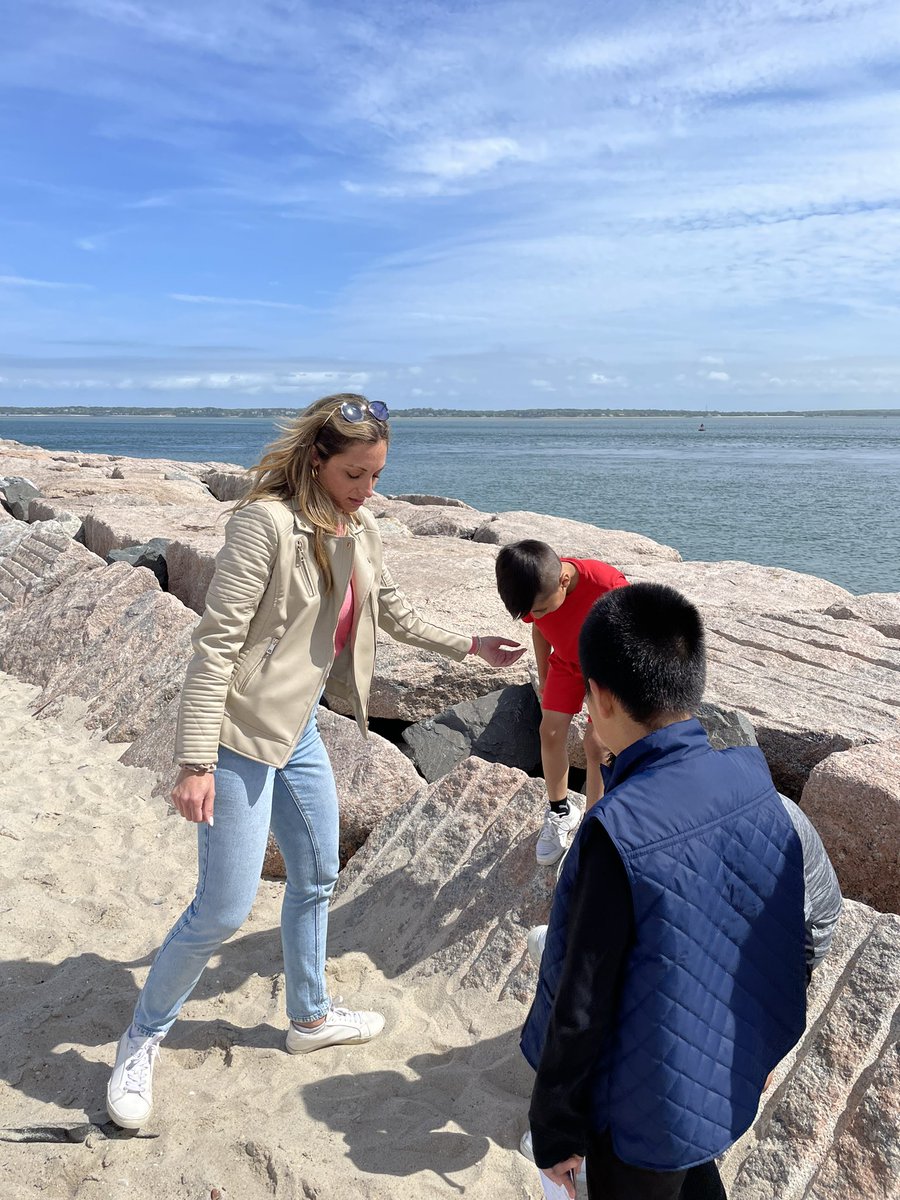 More from our field trip today! Many of them are new to the country and have never been over the Ponquogue Bridge. To say they enjoyed themselves is an understatement. ☺️<a href="/HamptonBaysES/">Hampton Bays ES</a> <a href="/mspescefles/">Señora Daponte</a> #weareHB