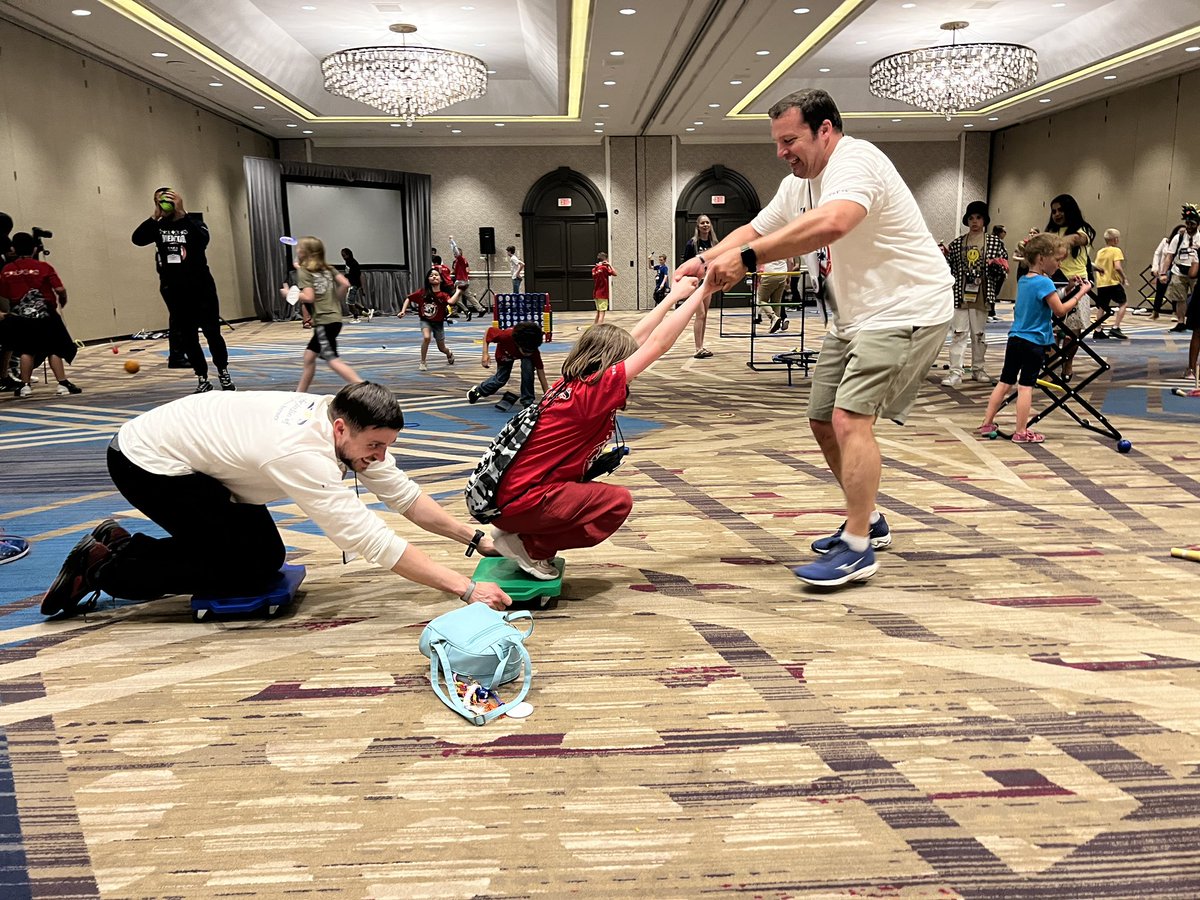 TAPSorg's tweet photo. Evening playtime with kids of fallen heroes and their awesome #military & legacy mentors ahead of the first official day of TAPS Good Grief Camp.
#tapsfam #memorialday #HonorThem https://t.co/Ub1JhObTDk