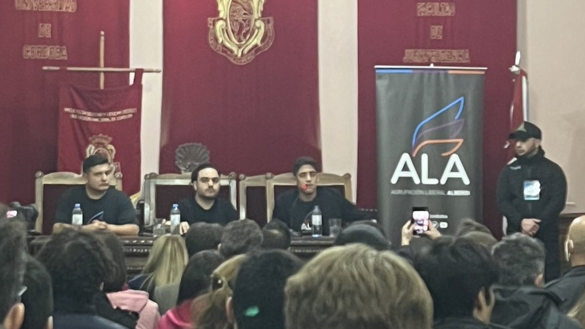 AlberdianoArg's tweet photo. La estetica me hace mucho ruido https://t.co/kRkMgwiRGq