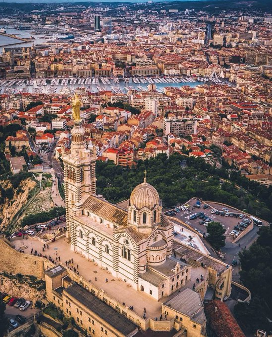 EmilyTran1990's tweet photo. #Marseille, #France https://t.co/Jq8wlKzzfz