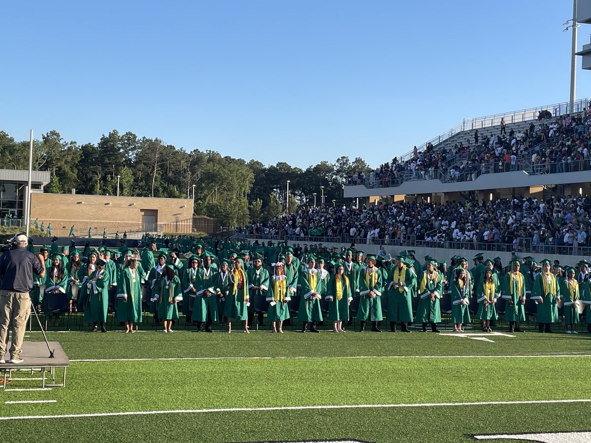 DrBrownEDU's tweet photo. It’s Always a Great Day To Be A Mighty Lion @SPRINGHIGHLIONS @SpringISD Lions Lead The Way!🎓#WeAreSpring #SpringPride #Graduation2022 @ResendizEDU https://t.co/kLHBwEZIFa