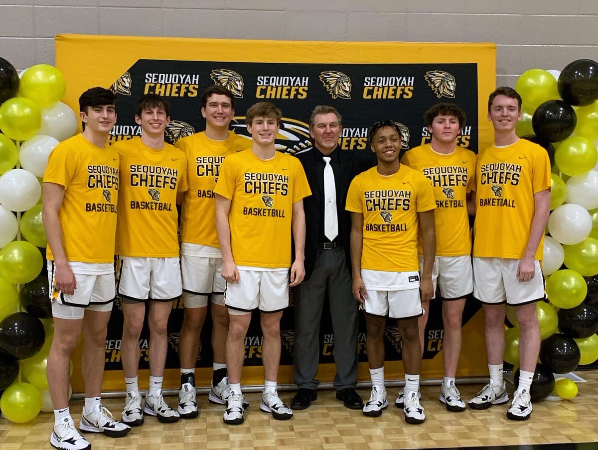 SequoyahHoops's tweet photo. Congrats to my guys as they take their graduation walk tonight. Just super proud of them. Job well done boys. Celebrate it. https://t.co/xXCkQyN3yl