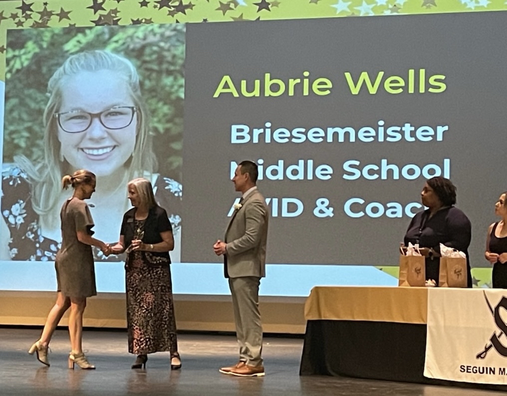 🙌🏼Congratulations to AJB’s Aubrie Wells, Seguin I.S.D.’s 21-22 Secondary Teacher Of The Year! #StandardOfExcellence #StudentFocused