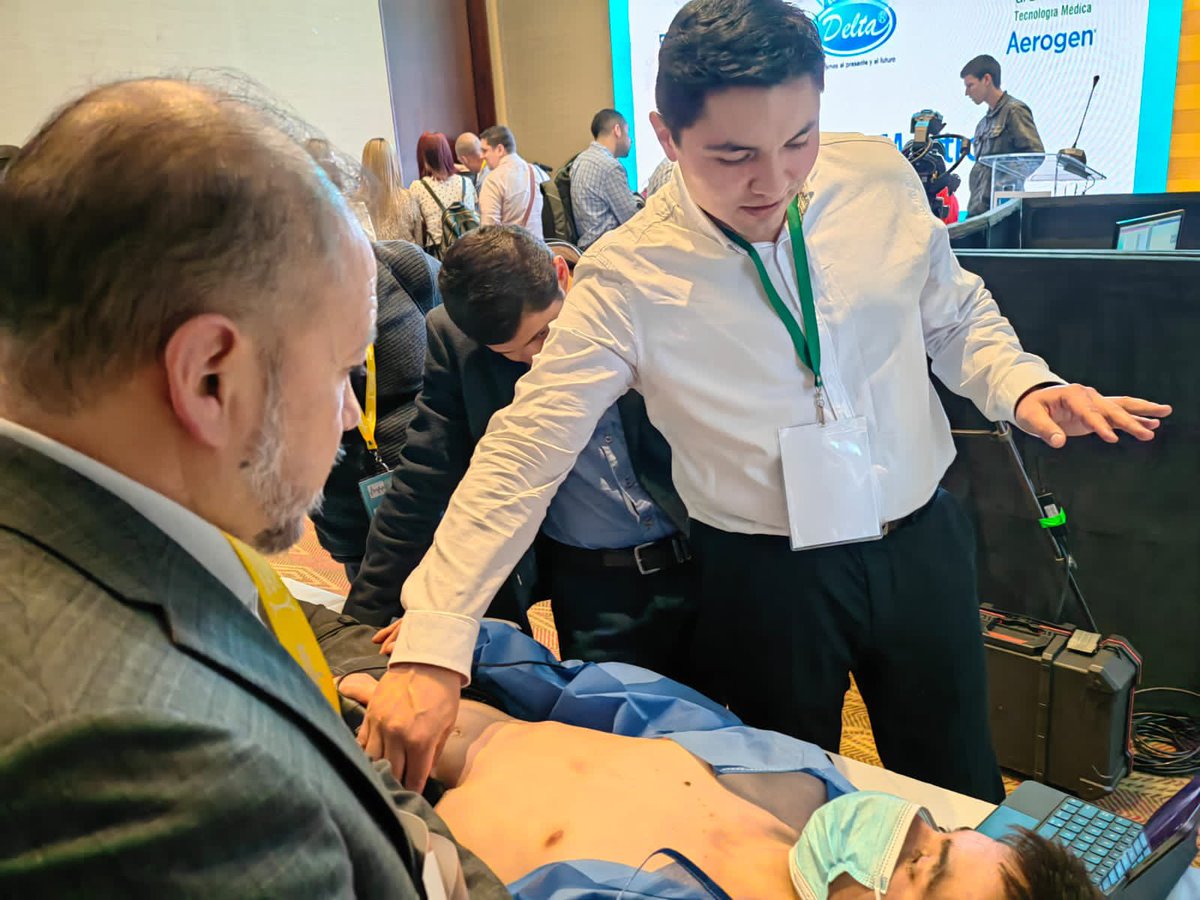 ANDRESMFC14's tweet image. #POCUS workshop with @Periocrit @AMCI_Colombia Diaphragm ultrasound #POCUSFIRST
