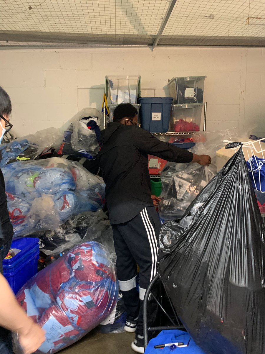 HaltonRotaract's tweet image. For years, Make a Great Pass has been donating used soccer gear to less fortunate communities.
Thanks to Desmond Jordan, Halton Rotaract, community members and high school students, the organization can once again provide gear to communities in Cuba, Egypt, Kenya and Uganda!