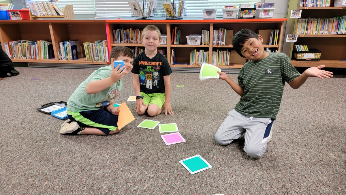 HolmesRdLibrary's tweet photo. Is there a limit of how much fun to have in the library?!#exploring #littleleaders #playbasedlearning https://t.co/IOjMV1ouL0