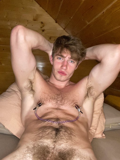 1 pic. Yeah?@megaboy888?
Don't Shave?
Do you guys agree?
?https://t.co/pp38unsV7R https://t.co/eyeF9