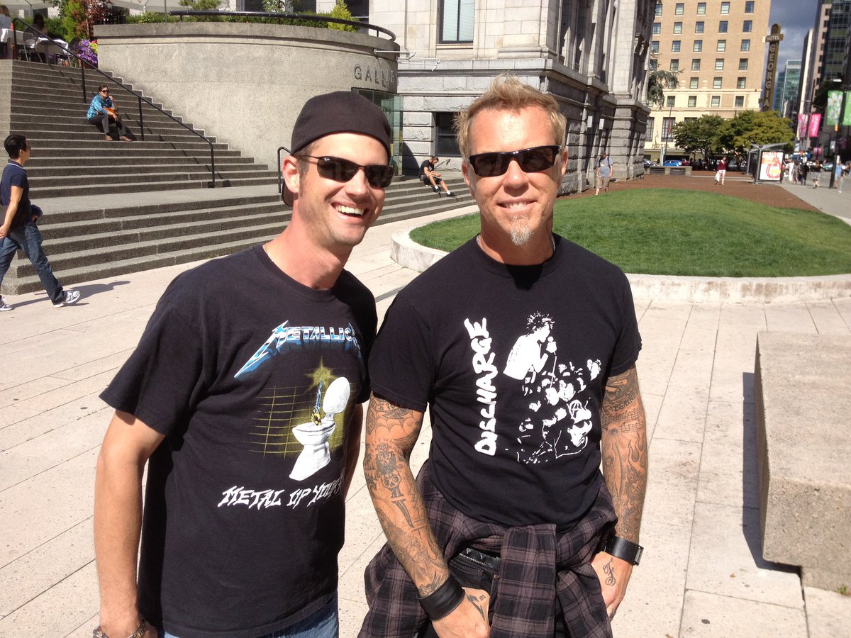 fbmplumbing's tweet photo. @papahetfield81 Love your openness on mental health, I myself struggle and in Las Vegas in February 2022 I heard you say “ I am not alone” loud and clear from the second row much love #FadeToBlack #Metalupyourass #Metallica https://t.co/40YUVzMNMa