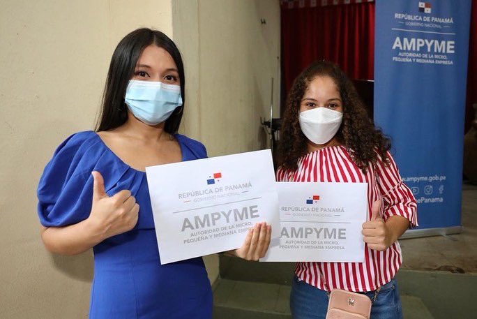 ¡Chiriquí Emprende!
25 emprendedores recibieron hoy Capital Semilla después de culminar con éxito su capacitación en Gestión Empresarial a través del programa Inicie su Negocio. En lo que va del año se han entregado B/.134,300.00 reactivando la economía de esta pujante provincia.