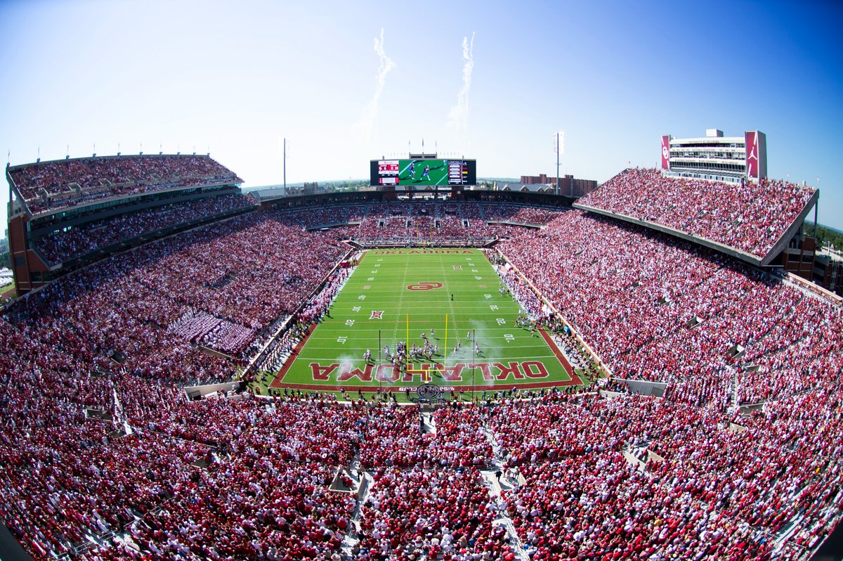 OU_Football's tweet photo. 1️⃣0️⃣0️⃣ days until we #PackThePalace... 

How we feelin' Sooner Nation⁉️ https://t.co/XRqRO80R0f