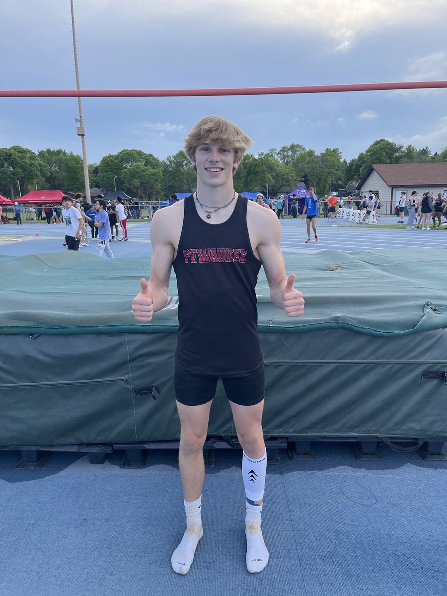 Mitchell Eldredge STATE BOUND in the high jump!!!!