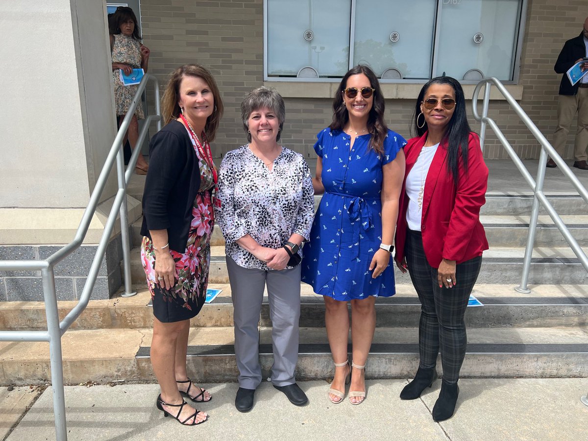 Today we
celebrated
Keyport's educators
of the year! A huge
THANK YOU to Mrs.
Chudzik, Mrs. White,
Ms. DosSantos, and
Mrs. Romanetz!
#gokeyport <a href="/keyportschools/">Keyport Schools</a> <a href="/KeyportCentral/">Kevin Flynn</a>
<a href="/_khsprincipal/">Keyport High School</a>