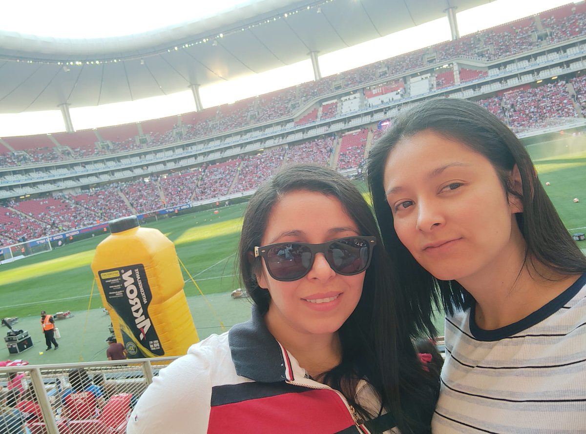 fannycausor's tweet photo. @ChivasFemenil @EstadioAKRON Chivas será el Campeón de Campeones!! https://t.co/f1fJorB4va